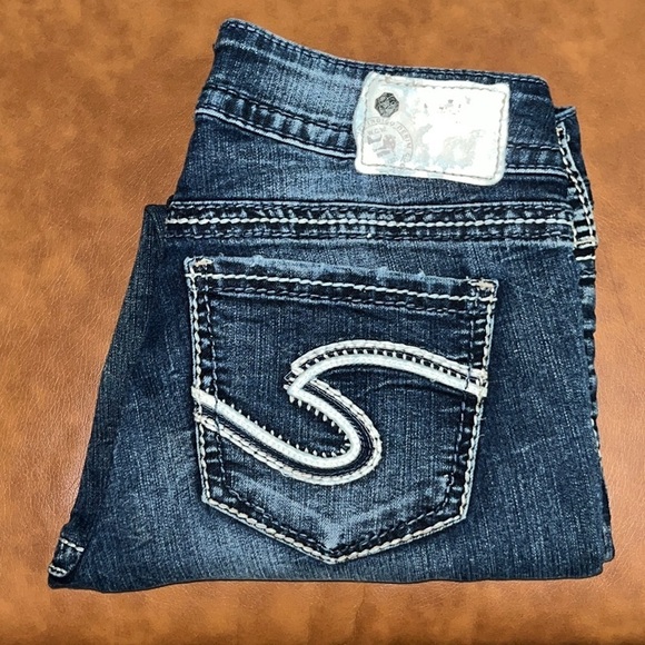 Silver Jeans Suki Capri Mid Rise Size 29 - Picture 3 of 16